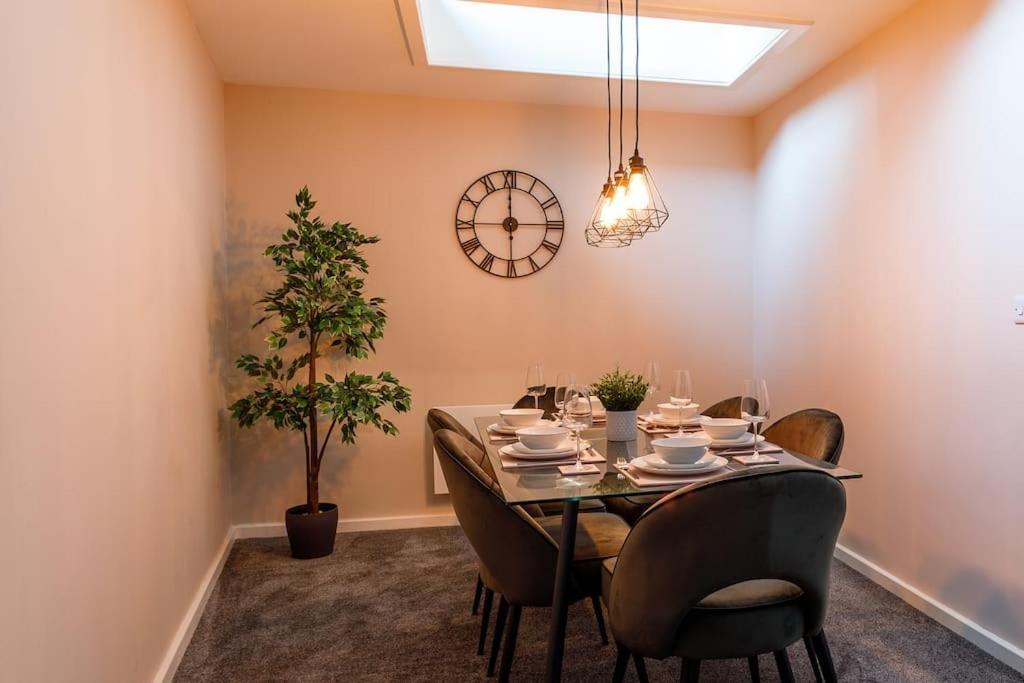 Stylish Duplex 5 Min From Centre Apartment Newcastle upon Tyne Bagian luar foto